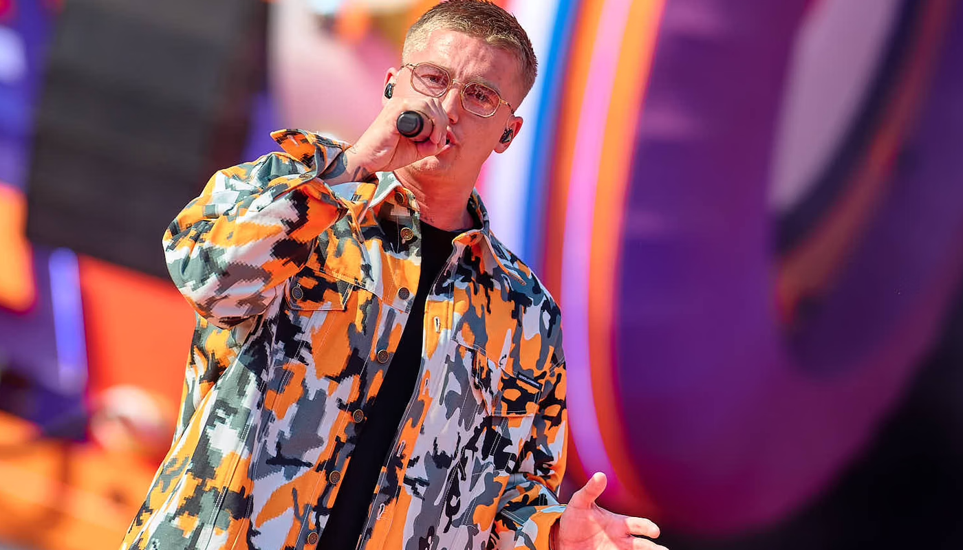 Mart Hoogkamer: In de naam van Jezus?